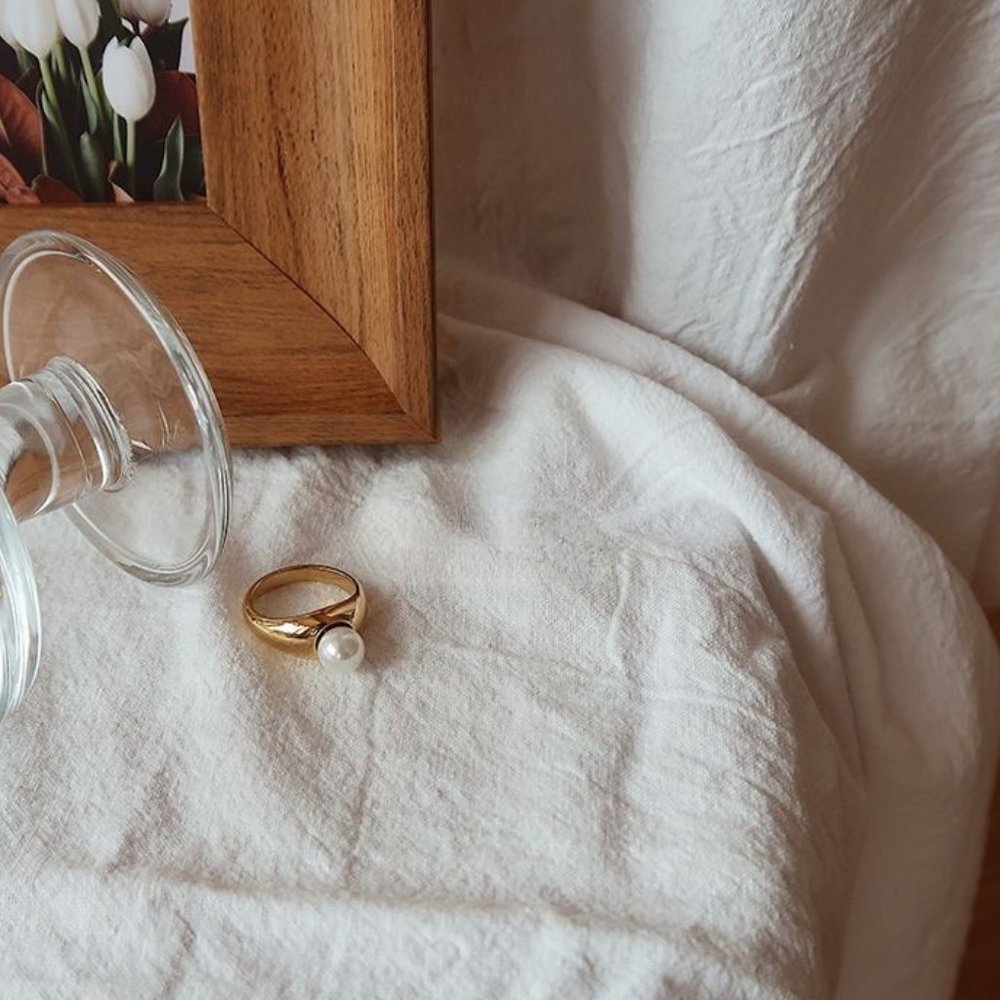 NEW 18K Gold Plated Round Pearl Ring - Picture 3 of 8